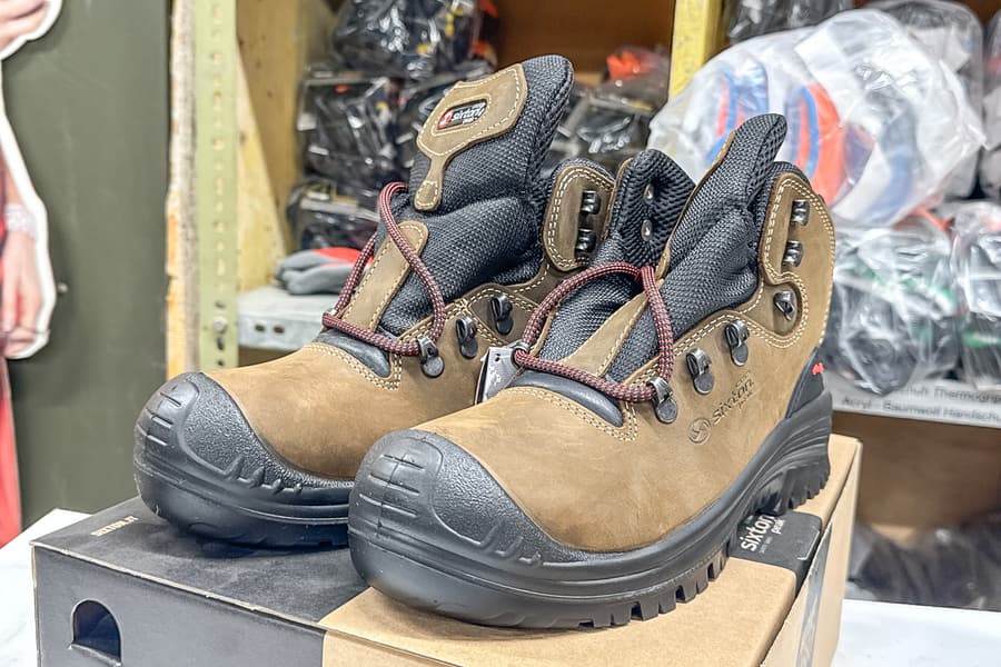 Paar Sicherheitsschuhe Sixton Peak Corvara S3 SRC, Gr. 40